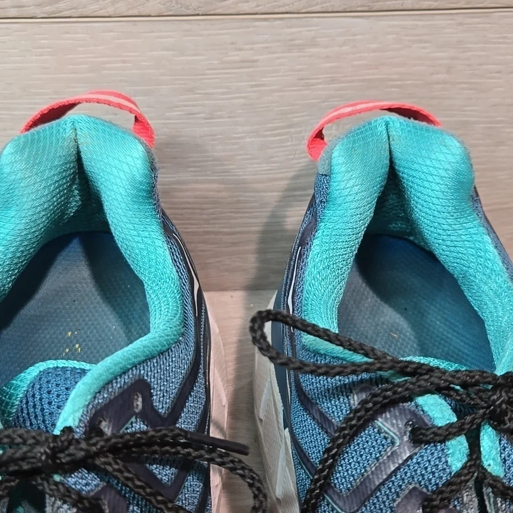 Hoka One One Womens Clifton 4 Athletic Running Sneakers shoes sz 10